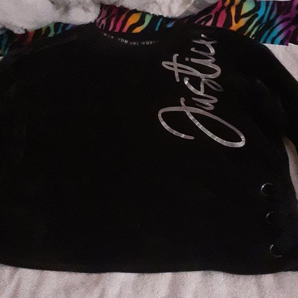 Matching set - Picture 2 of 4